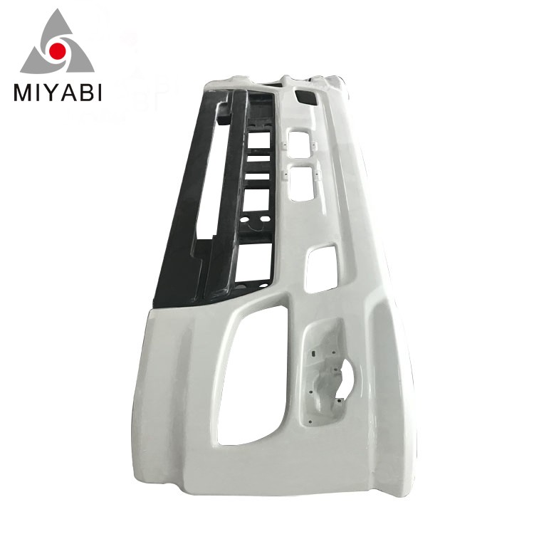 為什么越來(lái)越多重卡選擇玻璃鋼保險(xiǎn)杠？輕量化+耐腐蝕成關(guān)鍵。